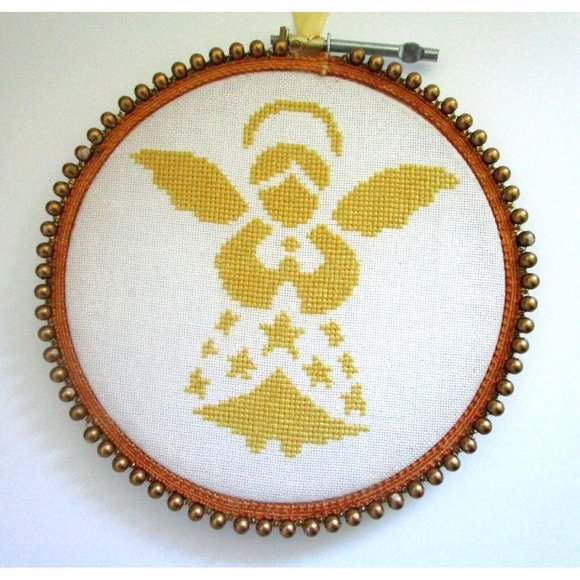 Vintage Needlepoint - Embroidery of Gold Angel - Round Hoop Frame - Nursery Wall - Picture 2 of 7